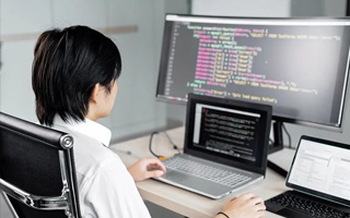 府谷 ,php声明和调用变量的符号是什么？